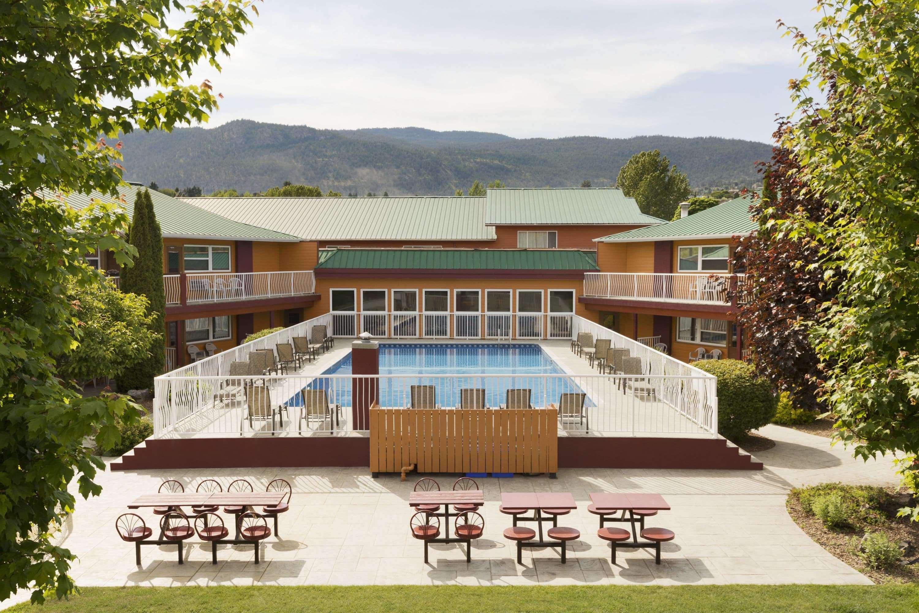 Days Inn By Wyndham Penticton Conference Centre Eksteriør billede